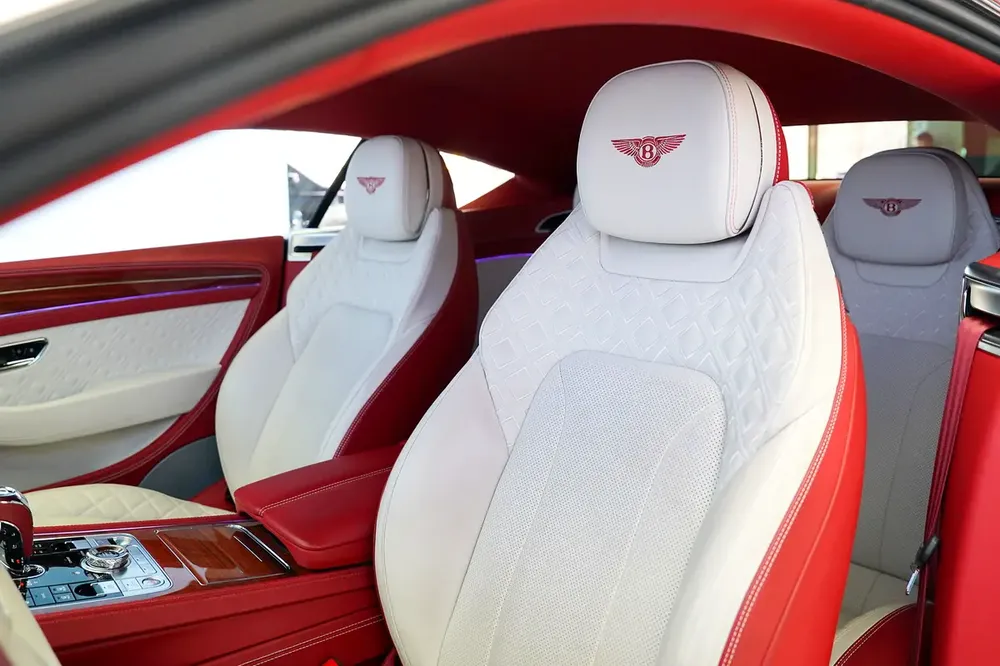GT W12 | TWO TONE INTERIOR | WARRANTY AVAILABLE - Image 12