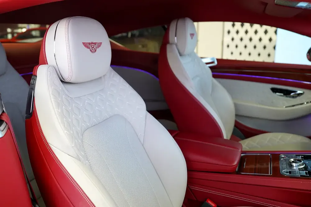 GT W12 | TWO TONE INTERIOR | WARRANTY AVAILABLE - Image 15