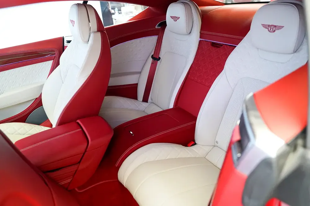 GT W12 | TWO TONE INTERIOR | WARRANTY AVAILABLE - Image 9