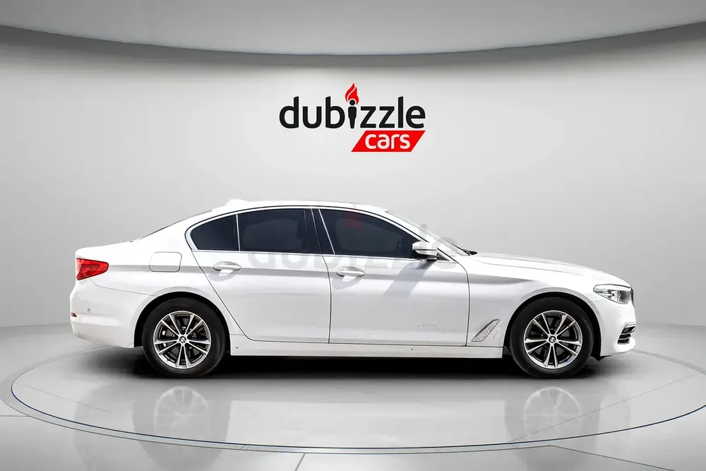 AED 1277/month | 2020 BMW 5-Series 520i | GCC Specs | Ref#438547 - Image 4