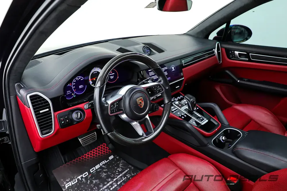 2023 Porsche Cayenne GTS | Under Warranty | Powerful Everyday SUV | Well Maintained | 4.0L V8 - Image 10