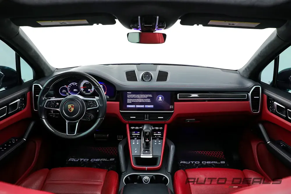 2023 Porsche Cayenne GTS | Under Warranty | Powerful Everyday SUV | Well Maintained | 4.0L V8 - Image 9