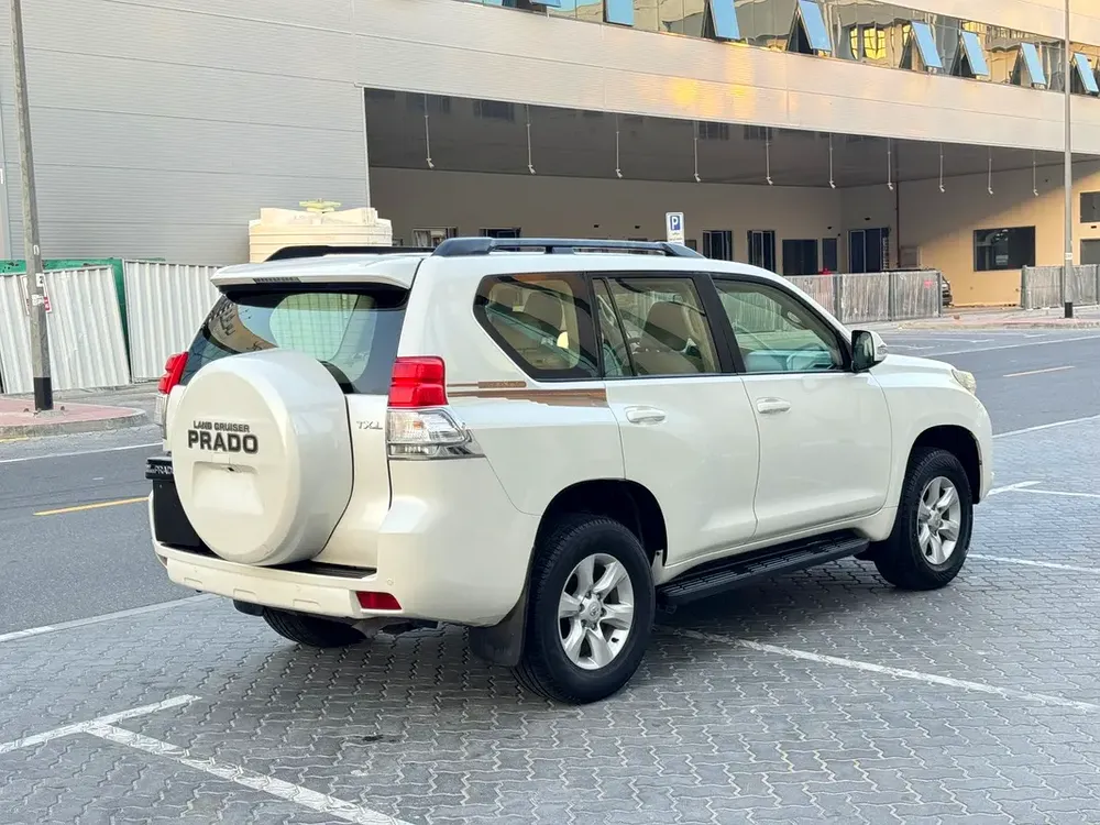 Toyota Prado TX-L Top 2013 - GCC Specs - Well Maintained - Image 13
