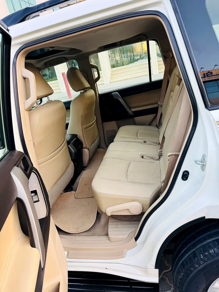 Toyota Prado TX-L Top 2013 - GCC Specs - Well Maintained - Image 9