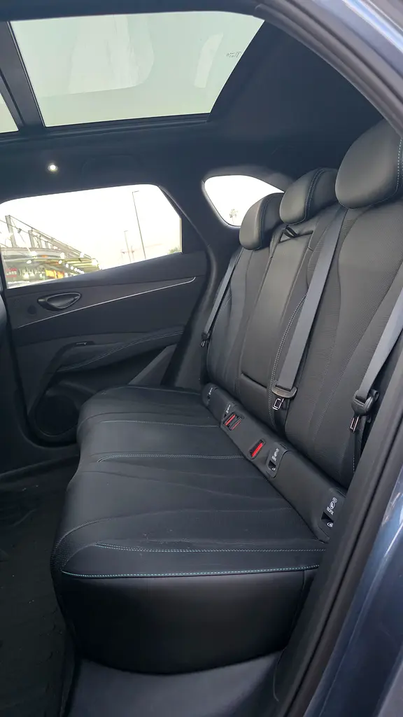 Brand New 2025 BYD Seal 06 Premium - Chinese Specs - Image 8
