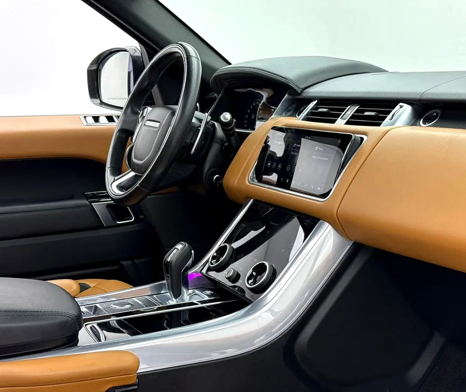 2019 Range Rover Sport Dynamic HSE, Warranty, Service History, GCC - Image 13