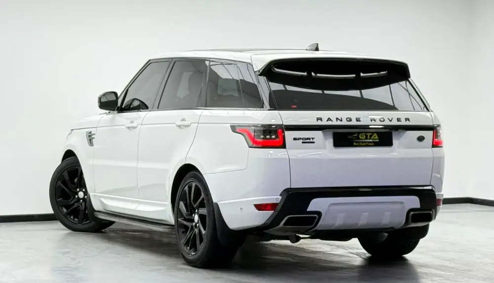 2019 Range Rover Sport Dynamic HSE, Warranty, Service History, GCC - Image 4
