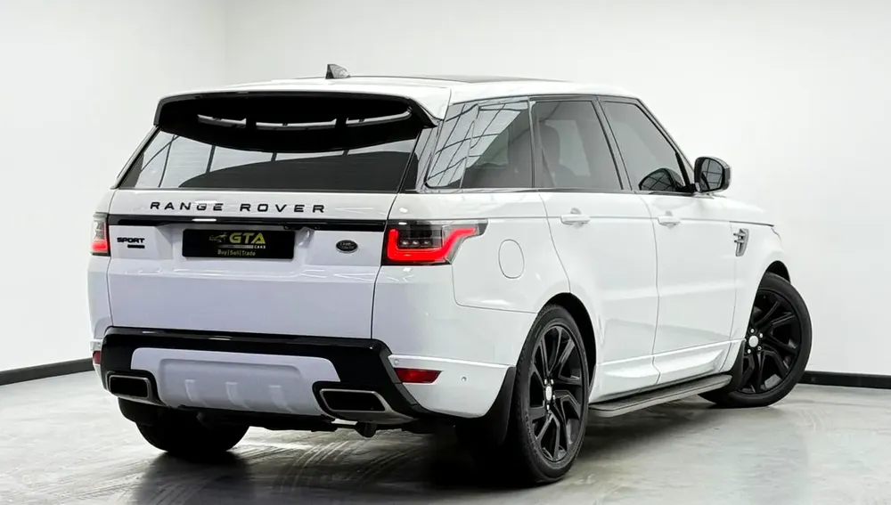 2019 Range Rover Sport Dynamic HSE, Warranty, Service History, GCC - Image 6