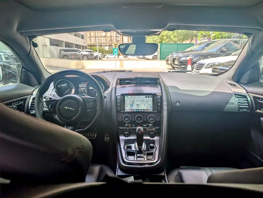 Jaguar F-Type 2015 V8 R-Dynamic Great Condition. - Image 9