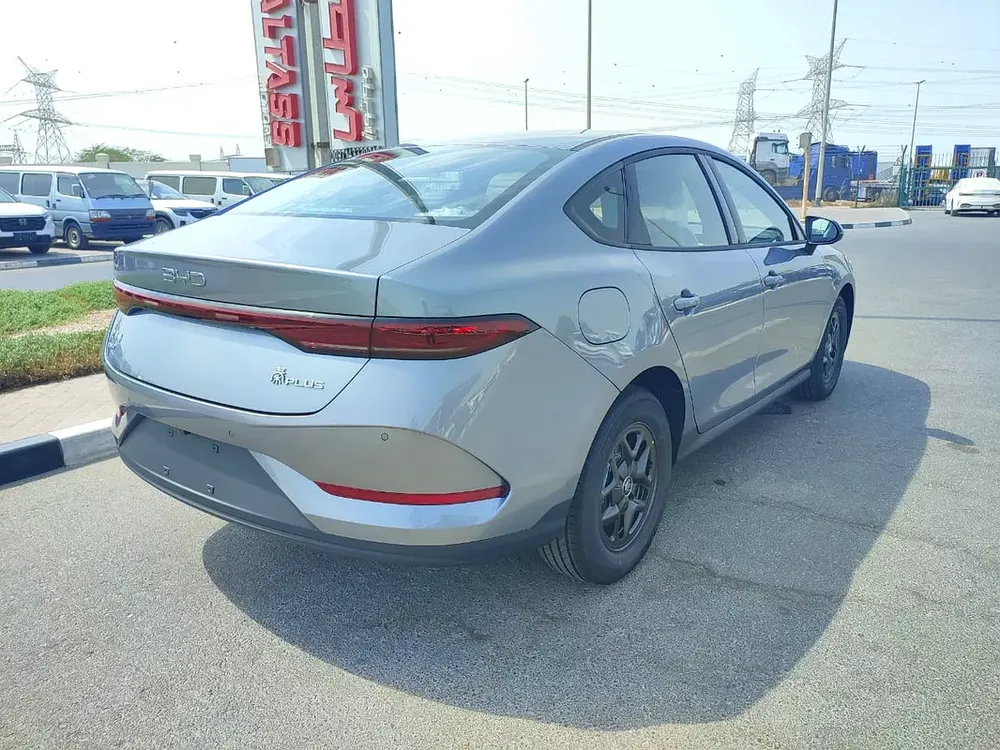BYD QIN PLUS Plug-in Hybrid -2025 - Image 4