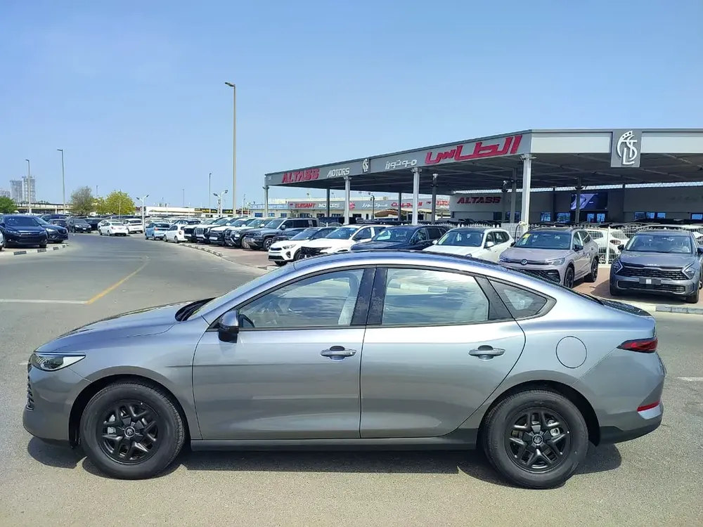 BYD QIN PLUS Plug-in Hybrid -2025 - Image 6