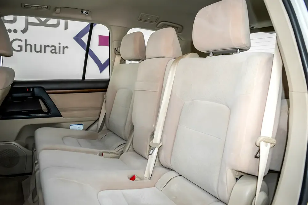 1 YR WARRANTY | GCC | 4.0L | AED 2,800 PM - Image 15
