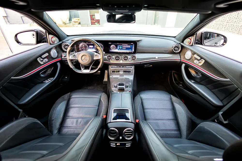 Mercedes-Benz E63S AMG 4MATIC+ 2018 Korean Specs | Warranty | Flexible D.P. - Image 14