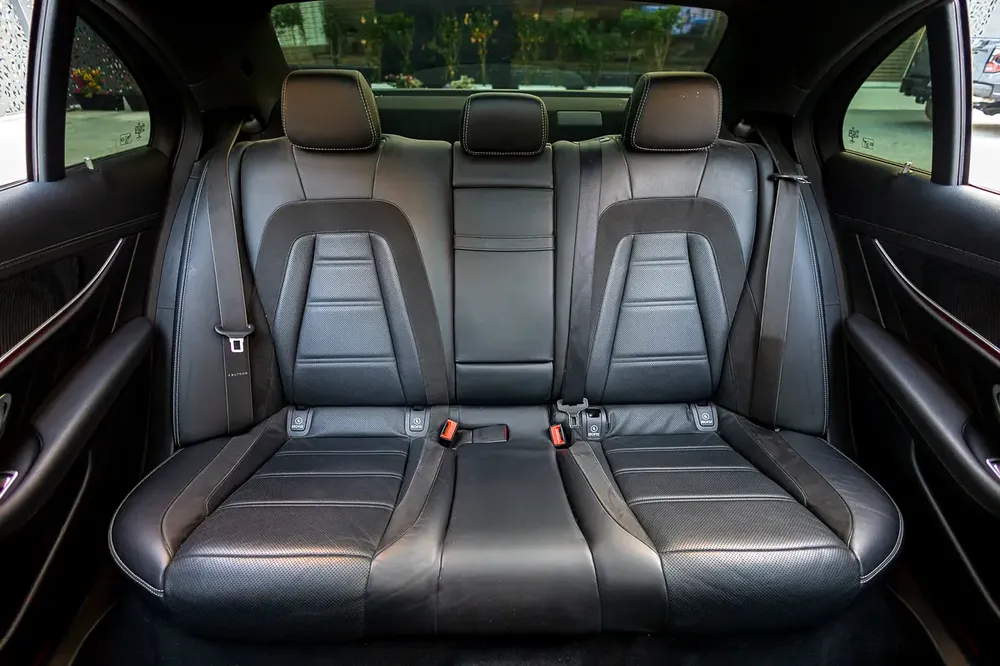 Mercedes-Benz E63S AMG 4MATIC+ 2018 Korean Specs | Warranty | Flexible D.P. - Image 20