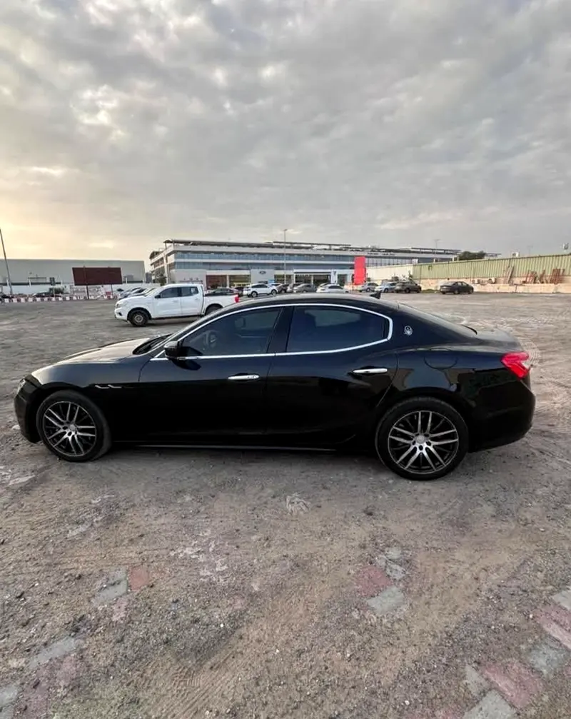 Maserati Ghibli S 2014 | GCC Specs | 2 keys No accident - Image 5