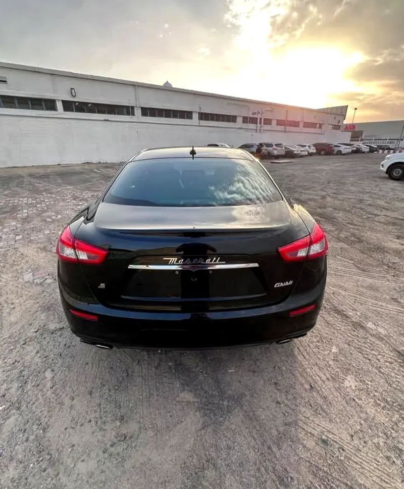 Maserati Ghibli S 2014 | GCC Specs | 2 keys No accident - Image 6