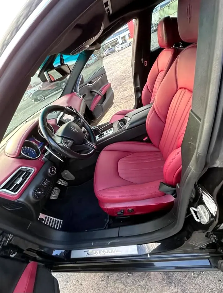 Maserati Ghibli S 2014 | GCC Specs | 2 keys No accident - Image 8