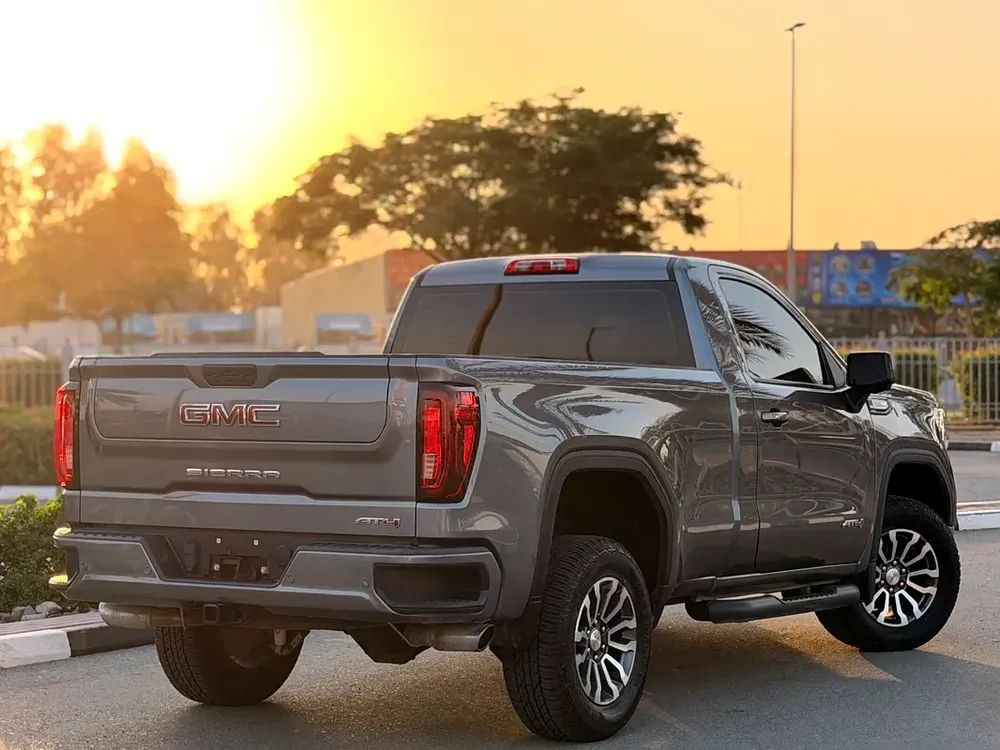 GMC Sierra AT4 2022 GCC Specs—Original paint—full service history - Image 11
