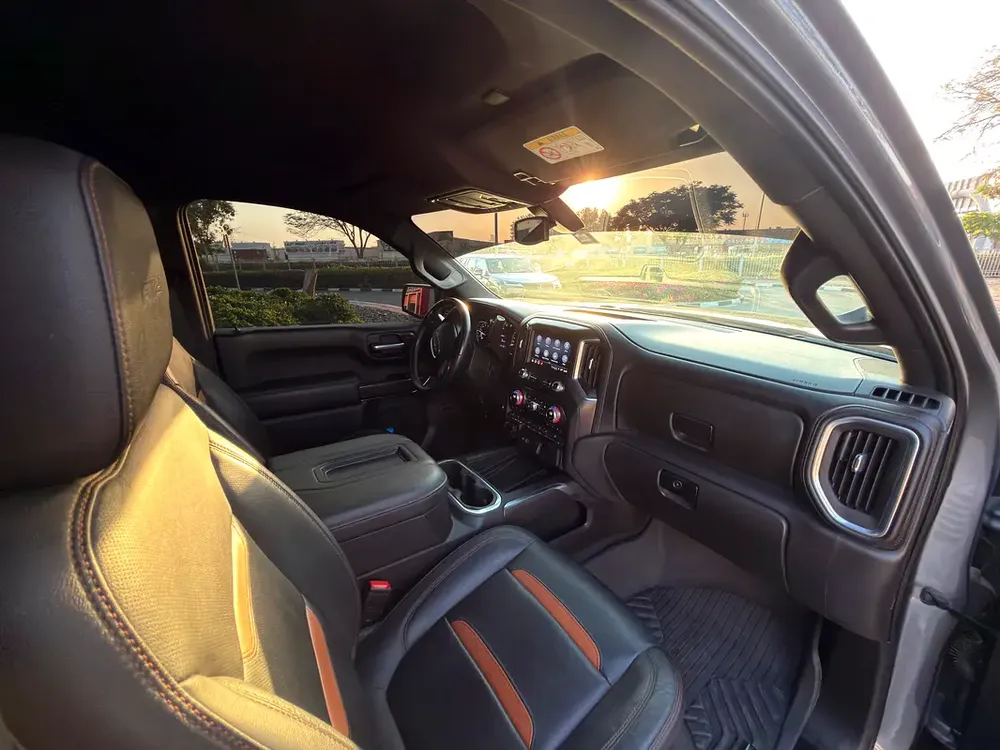 GMC Sierra AT4 2022 GCC Specs—Original paint—full service history - Image 17
