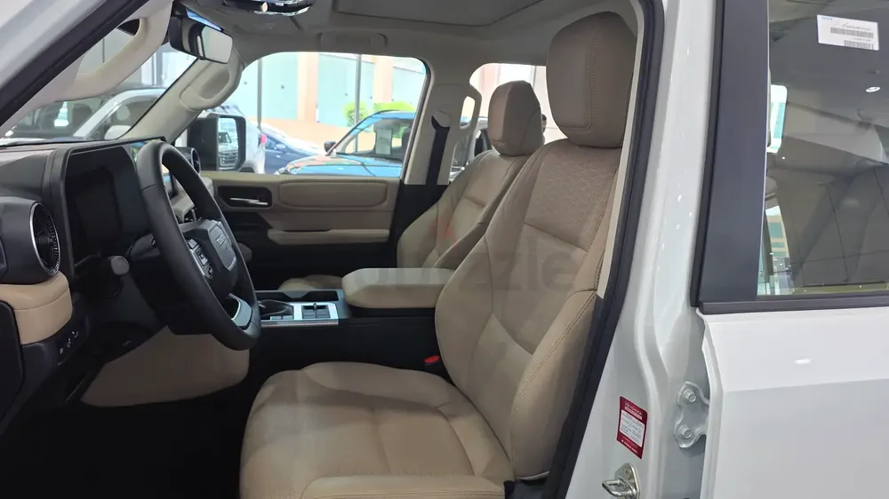 2025 Toyota Prado GXL - GCC Specs - Brand New! - Image 8