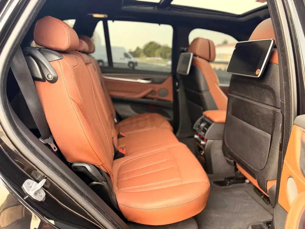 BMW X5 xDrive50i M  -7 seater Sport -Accident free - Image 10