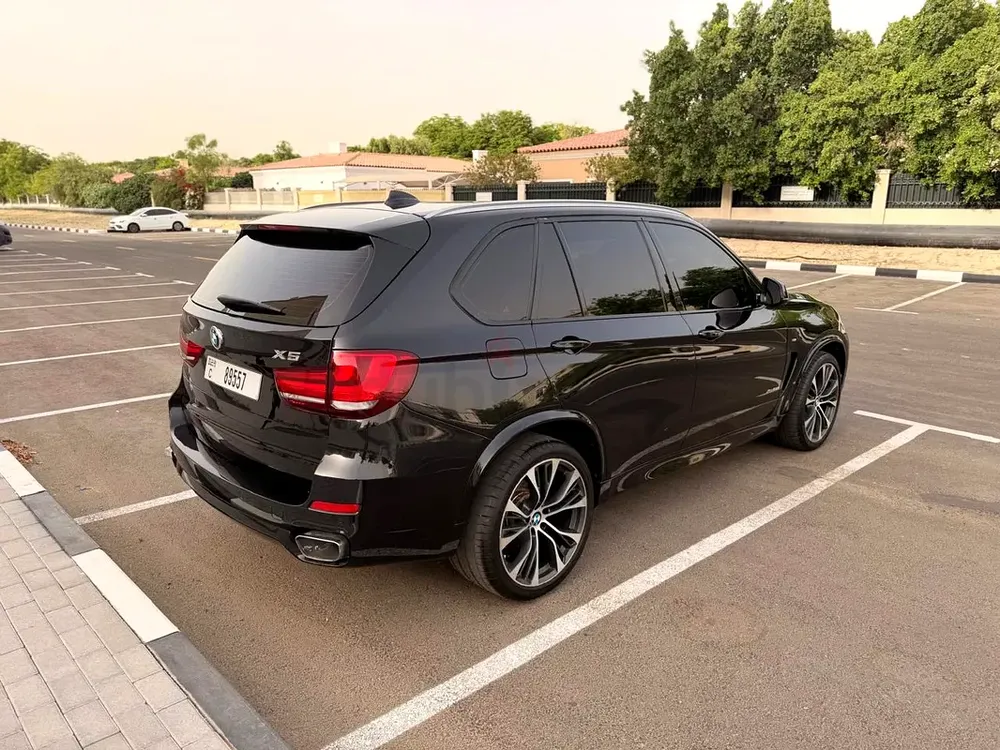 BMW X5 xDrive50i M  -7 seater Sport -Accident free - Image 4