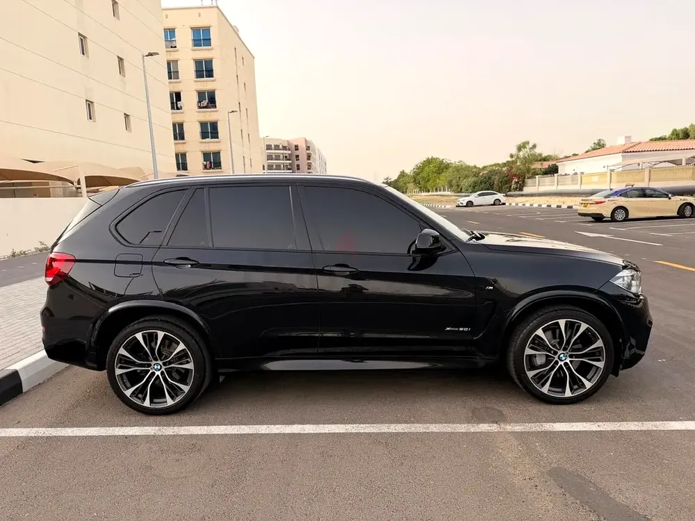 BMW X5 xDrive50i M  -7 seater Sport -Accident free - Image 5