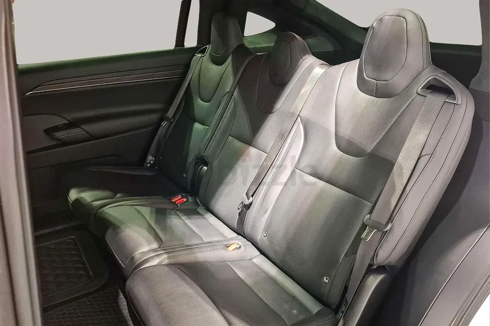 AED 4103/month | 2024 Tesla Model X  | GCC Specs | Ref#445980 - Image 12