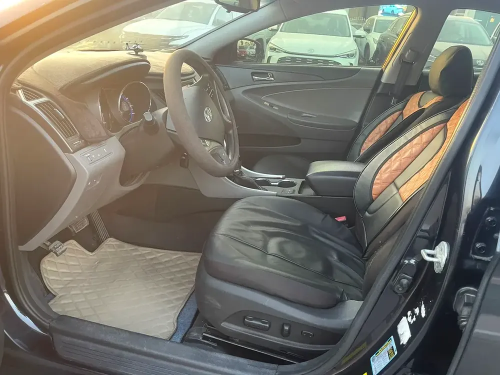 2014 Hyundai Sonata Eco - American Specs - Excellent Condition - Image 10