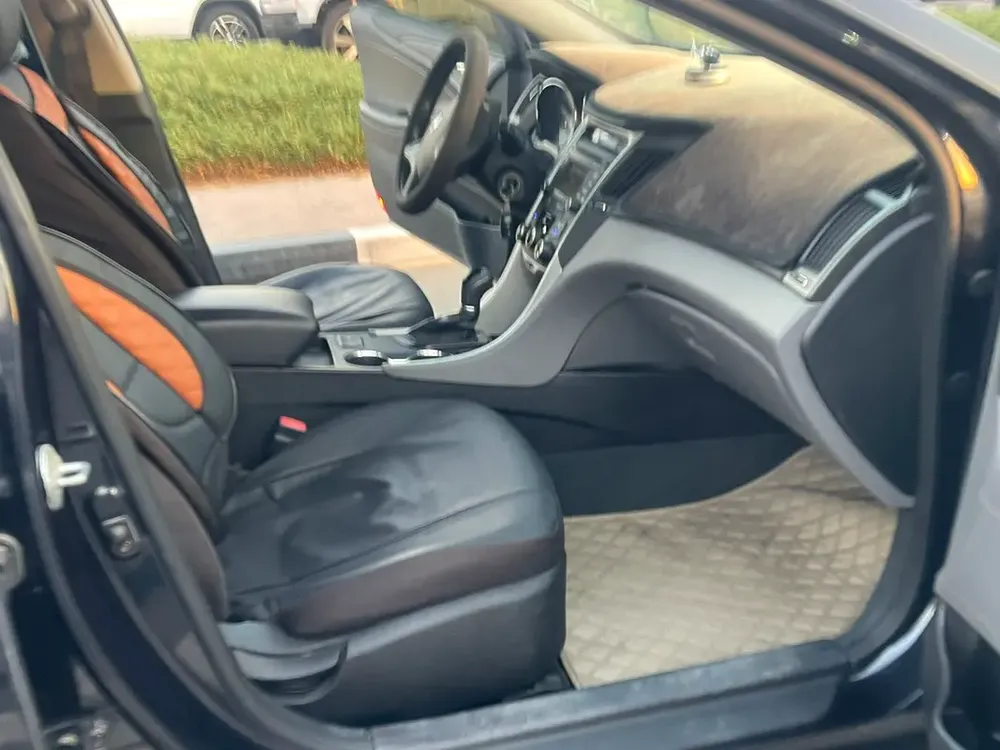 2014 Hyundai Sonata Eco - American Specs - Excellent Condition - Image 11