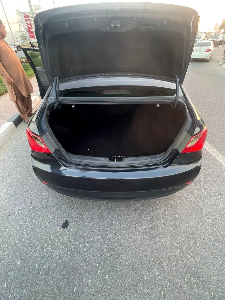 2014 Hyundai Sonata Eco - American Specs - Excellent Condition - Image 17