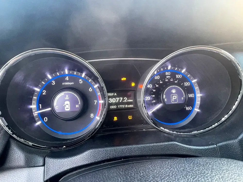 2014 Hyundai Sonata Eco - American Specs - Excellent Condition - Image 19