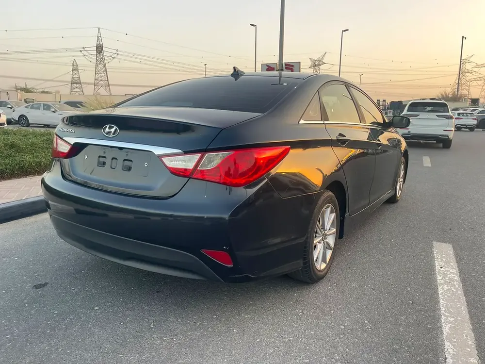 2014 Hyundai Sonata Eco - American Specs - Excellent Condition - Image 4
