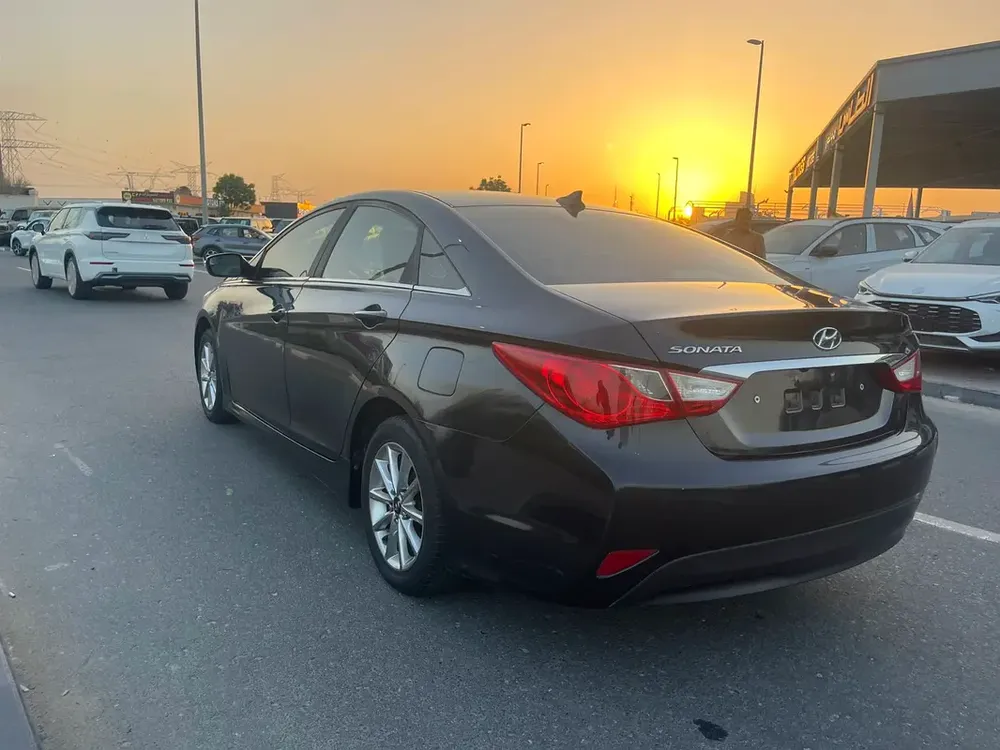 2014 Hyundai Sonata Eco - American Specs - Excellent Condition - Image 6