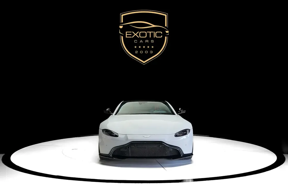 VANTAGE V8 | PEARL WHITE | TWO TONE INTERIO WARRANTY AVAIALABLE - Image 5