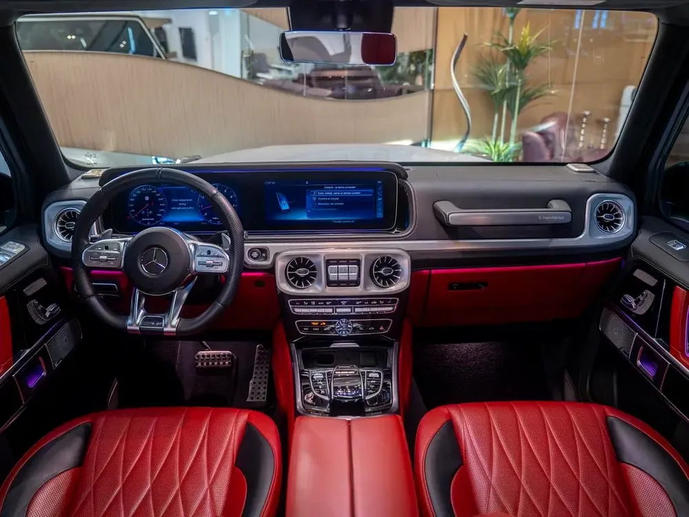 Mercedes-Benz G63 AMG 2022 – AWD Night Package, Japanese Import, Agency Condition - Image 9
