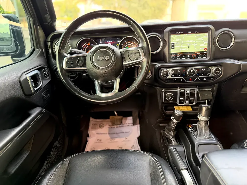 GCC SAHARA 2023 low mileage full service by agent - Image 13