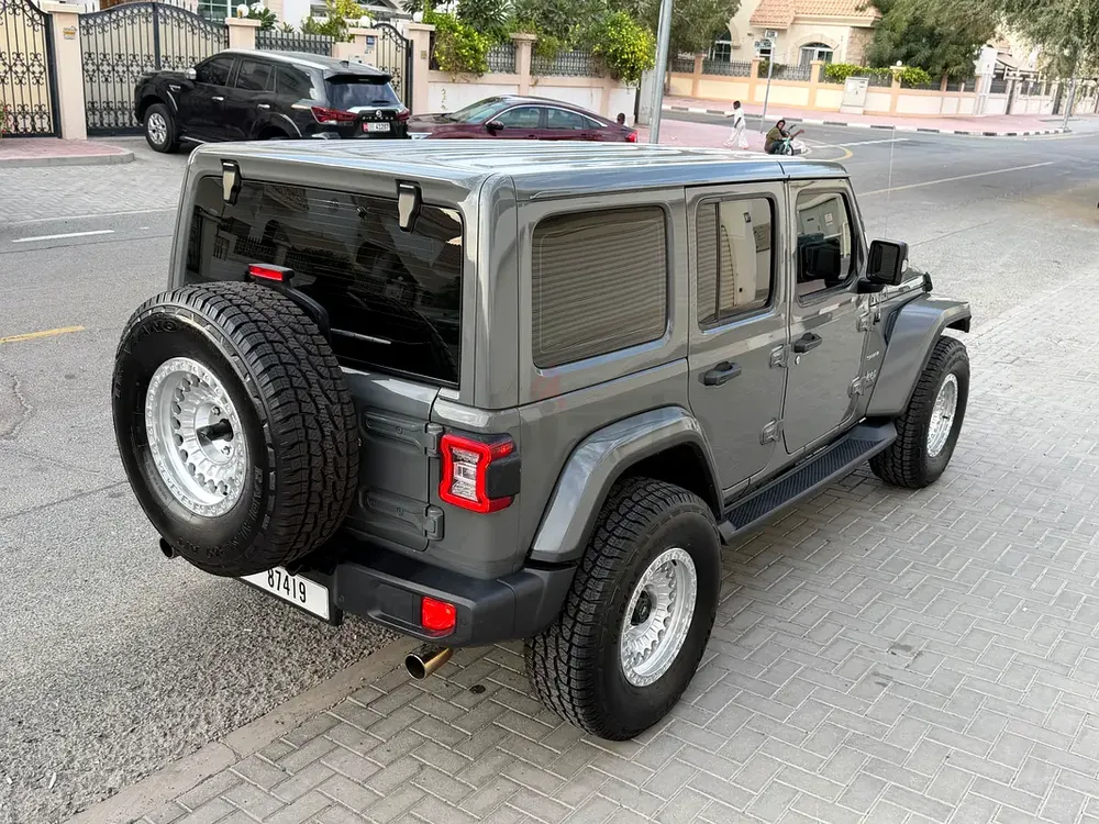 GCC SAHARA 2023 low mileage full service by agent - Image 20