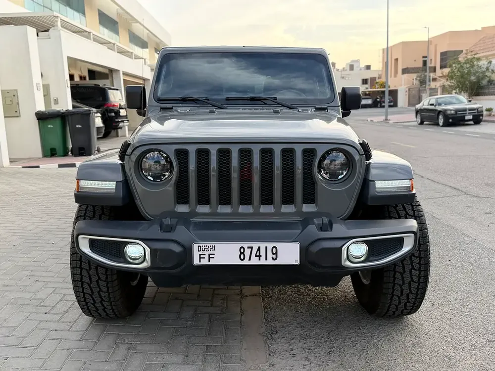 GCC SAHARA 2023 low mileage full service by agent - Image 4