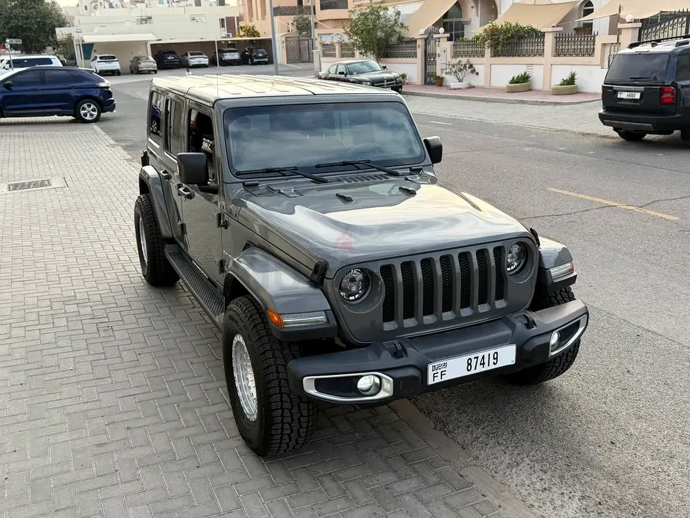 GCC SAHARA 2023 low mileage full service by agent - Image 5