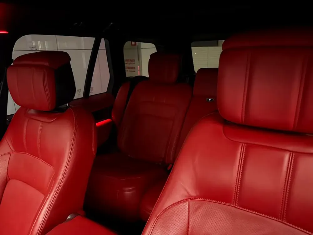 2020 Land Rover Range Rover Autobiography | Canadian Specs - Image 12