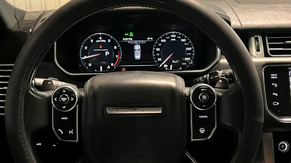 LAND ROVER RANGE ROVER VOGUE 2014 GCC - Image 17
