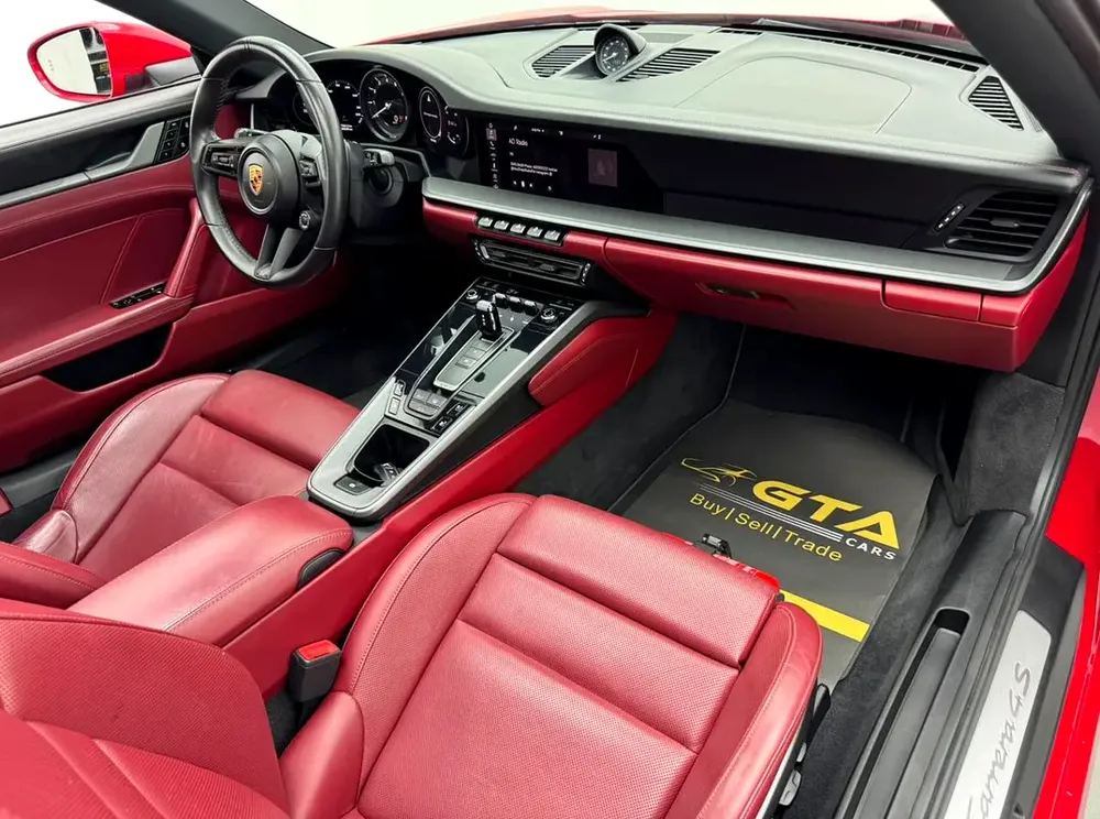 2020 Porsche 911 Carrera 4S, June/2026 Porsche Warranty, Porsche Service History, GCC - Image 14