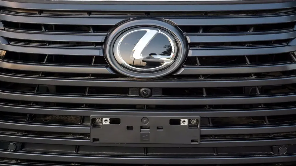 LX 600 3.5L 2025 GCC Specs 0 KM For Export - Image 10