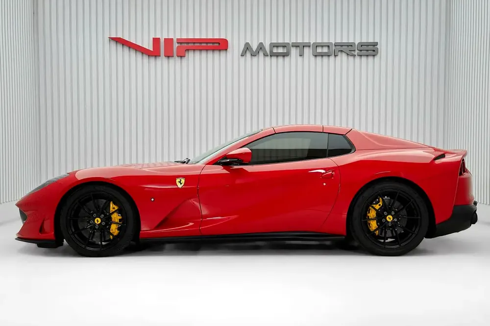FERRARI 812 GTS, 2022, GCC, FSH, IMMACULATE CONDITION - Image 8