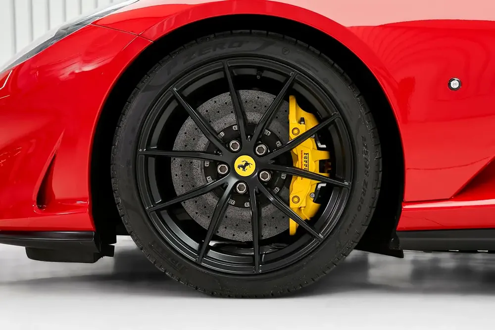 FERRARI 812 GTS, 2022, GCC, FSH, IMMACULATE CONDITION - Image 9