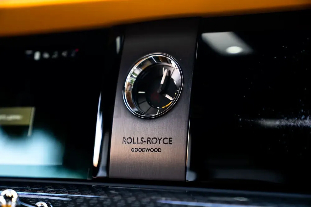 2025 Rolls-Royce Spectre Black Badge - Brand New Electric Luxury - Image 9