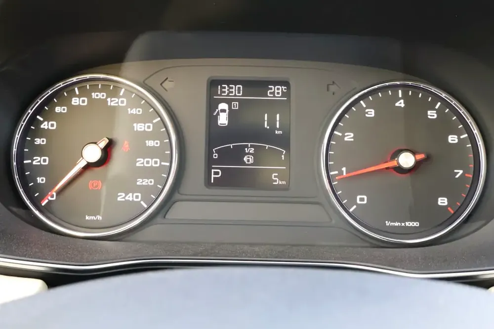 2025 MG RX5 1.5L PETROL AT COMFORT (GCC SPEC) - Image 8