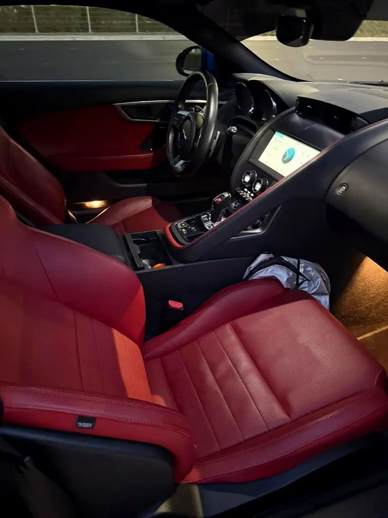 2020 Jaguar F-Type P300 R-Dynamic with Full Service History - Image 10