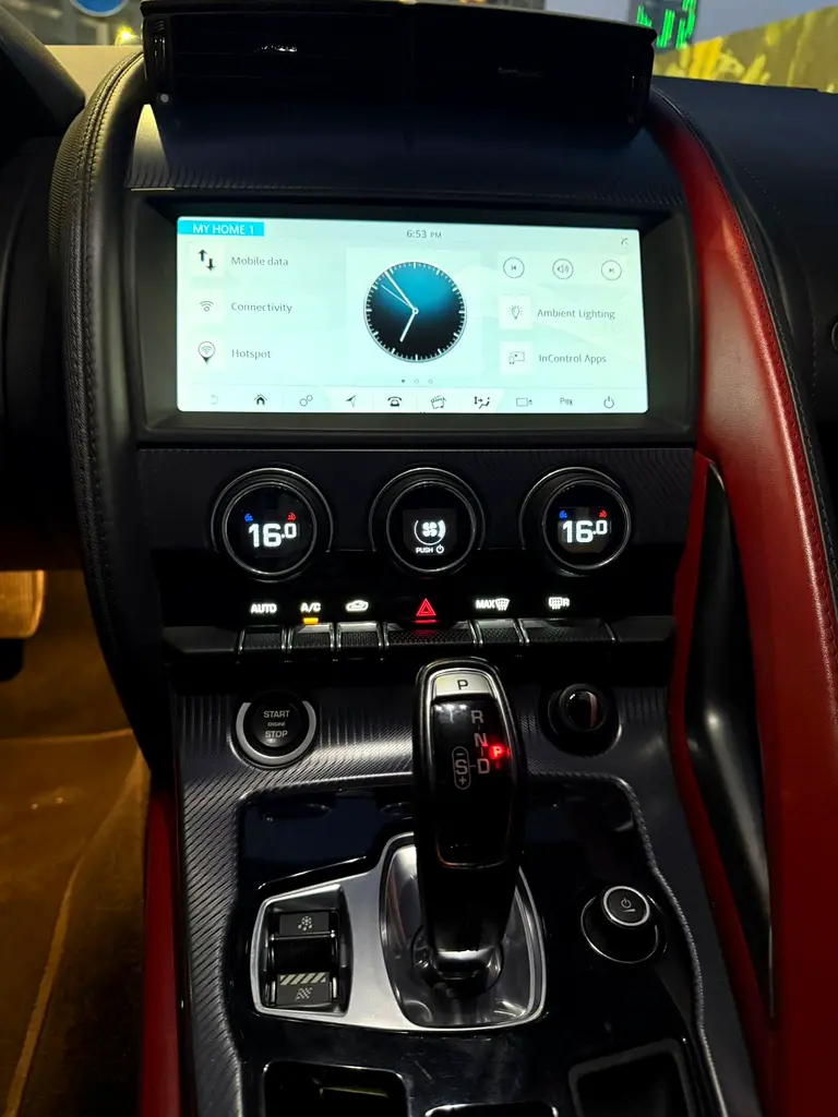 2020 Jaguar F-Type P300 R-Dynamic with Full Service History - Image 14
